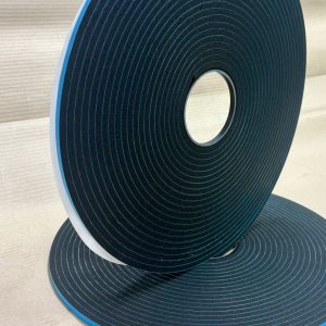 Cinta Doble Contacto Espaciadora Para Muro Cortina Tipo Norton 6mm x 6mm x 15 mts Negra P350